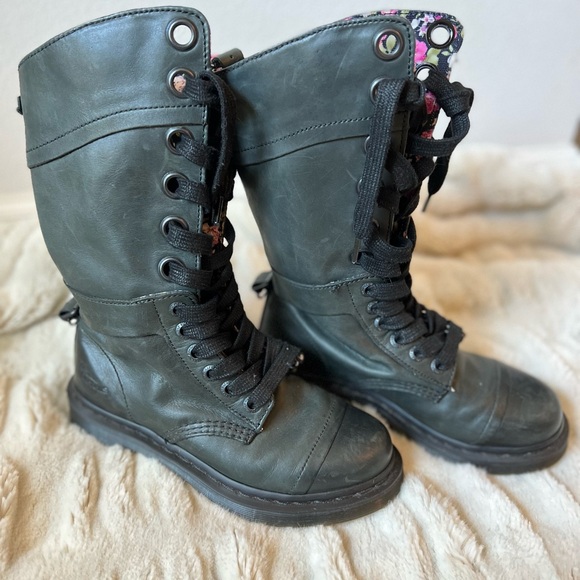 Dr Martens Triumph Floral Boot Size 6 - Picture 2 of 13